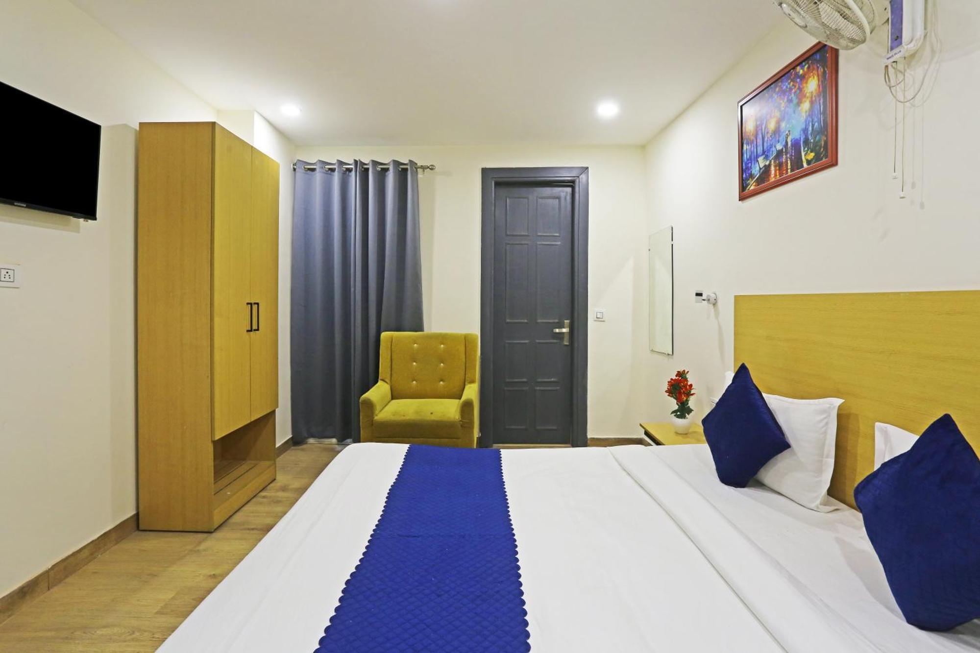 Hotel Twamev Residency Uttam Nagar Couple Friendly Delhi Kültér fotó