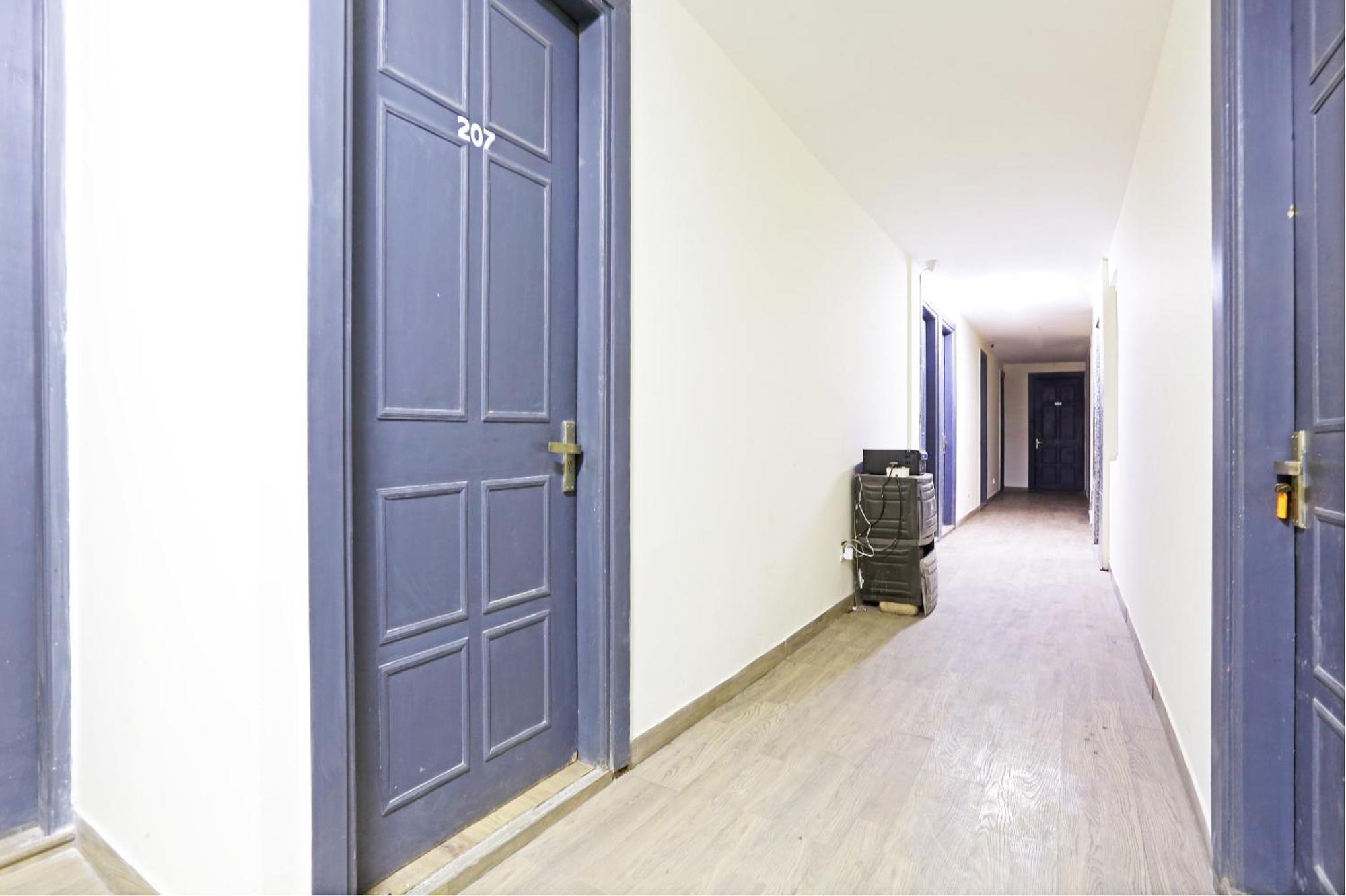 Hotel Twamev Residency Uttam Nagar Couple Friendly Delhi Kültér fotó