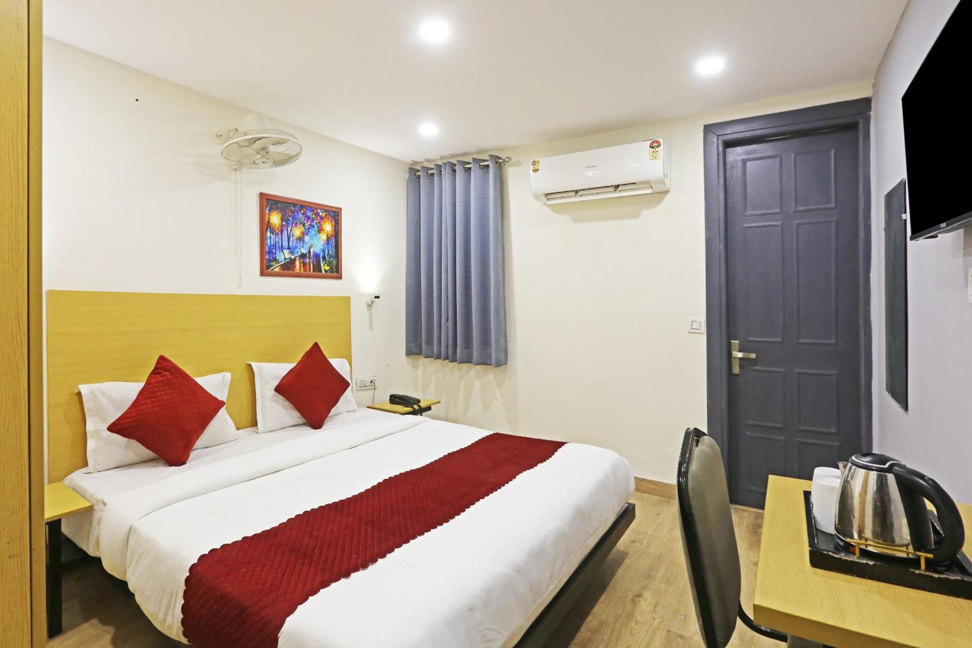 Hotel Twamev Residency Uttam Nagar Couple Friendly Delhi Kültér fotó
