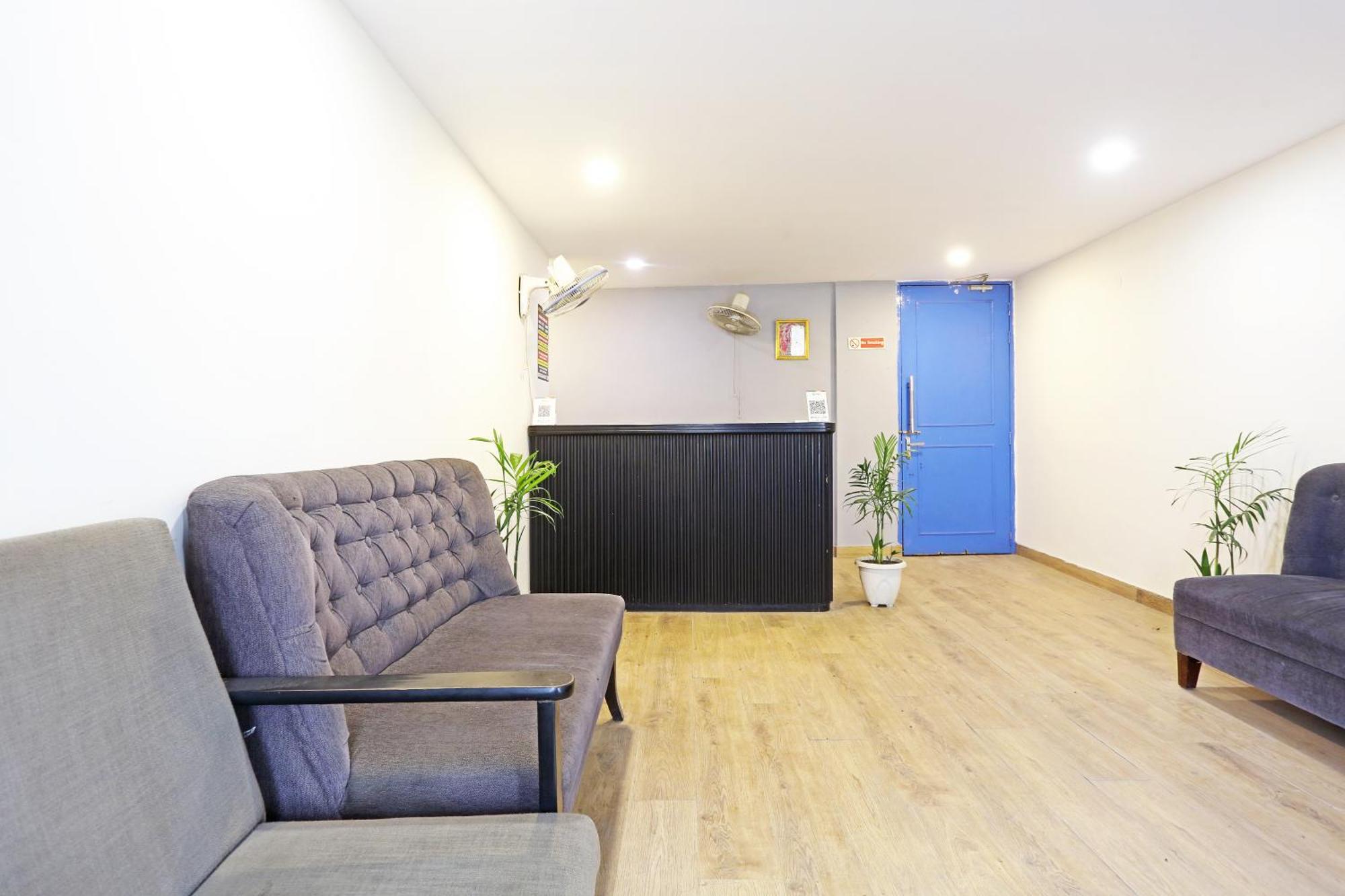 Hotel Twamev Residency Uttam Nagar Couple Friendly Delhi Kültér fotó